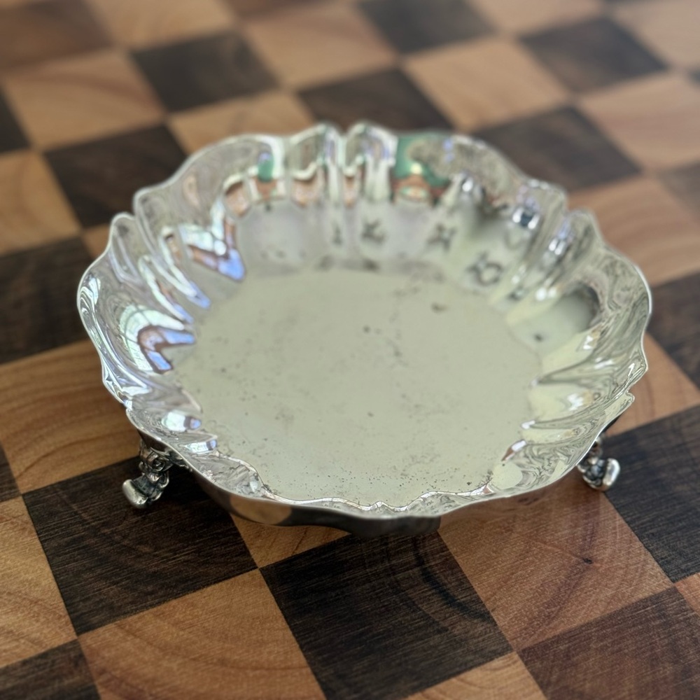Silver Decorative Scalloped Bowl - Elegant Home Accent